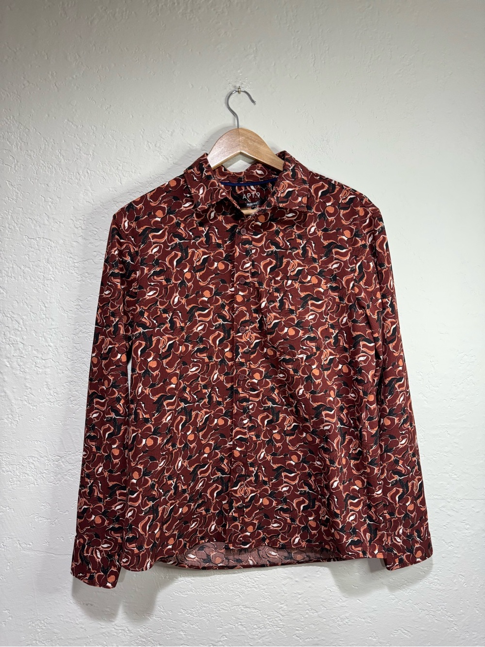 Apt. 9 Slim Fit Premier Flex Performance Button Down - Large